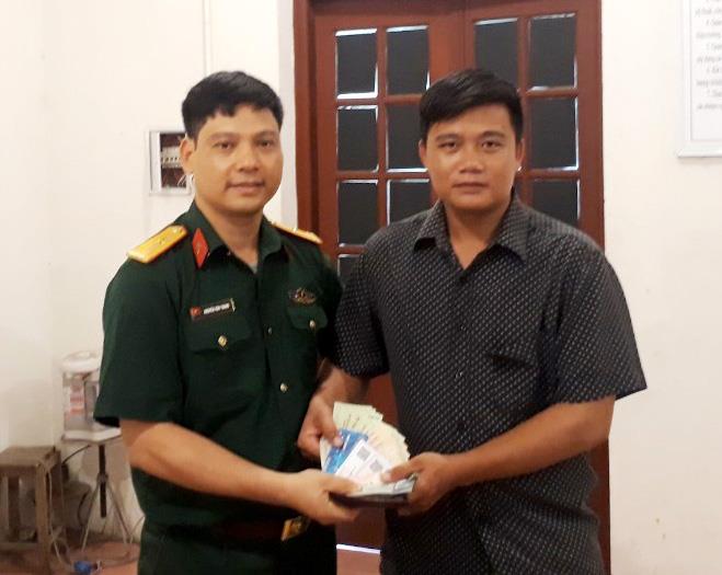 Hành động đẹp của người thầy-quân nhân